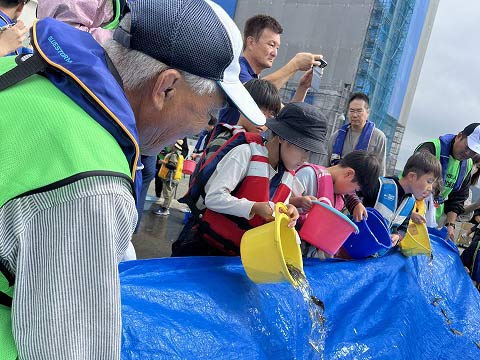 放流実施報告